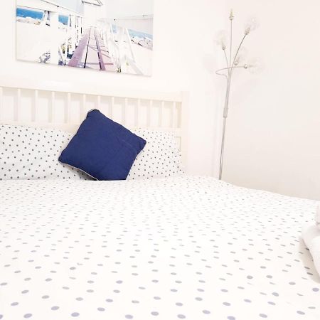 Commercial City Rooms Лондон Екстер'єр фото