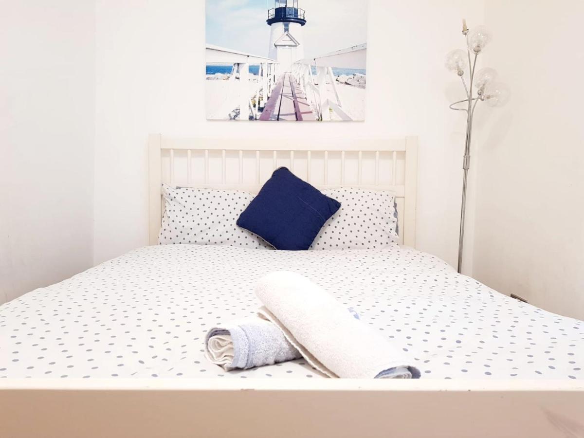 Commercial City Rooms Лондон Екстер'єр фото