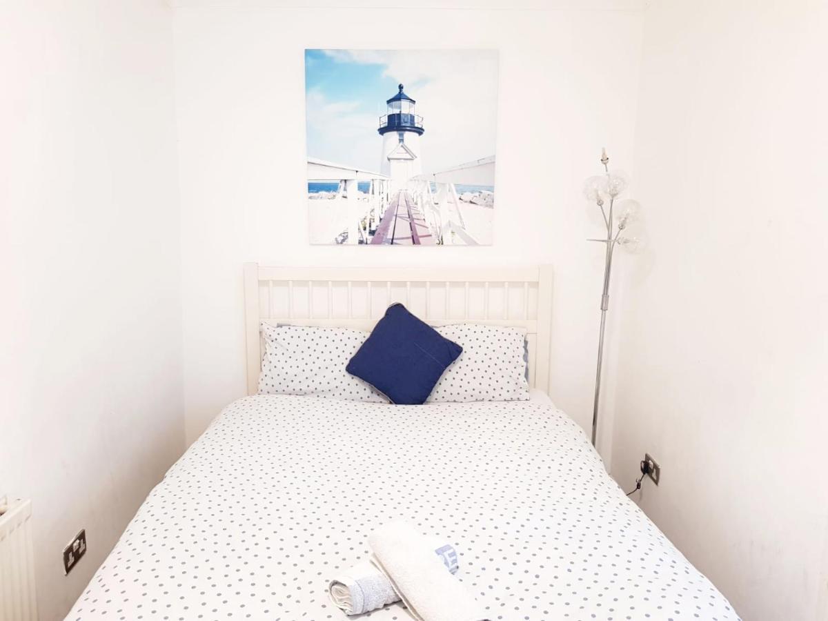 Commercial City Rooms Лондон Екстер'єр фото