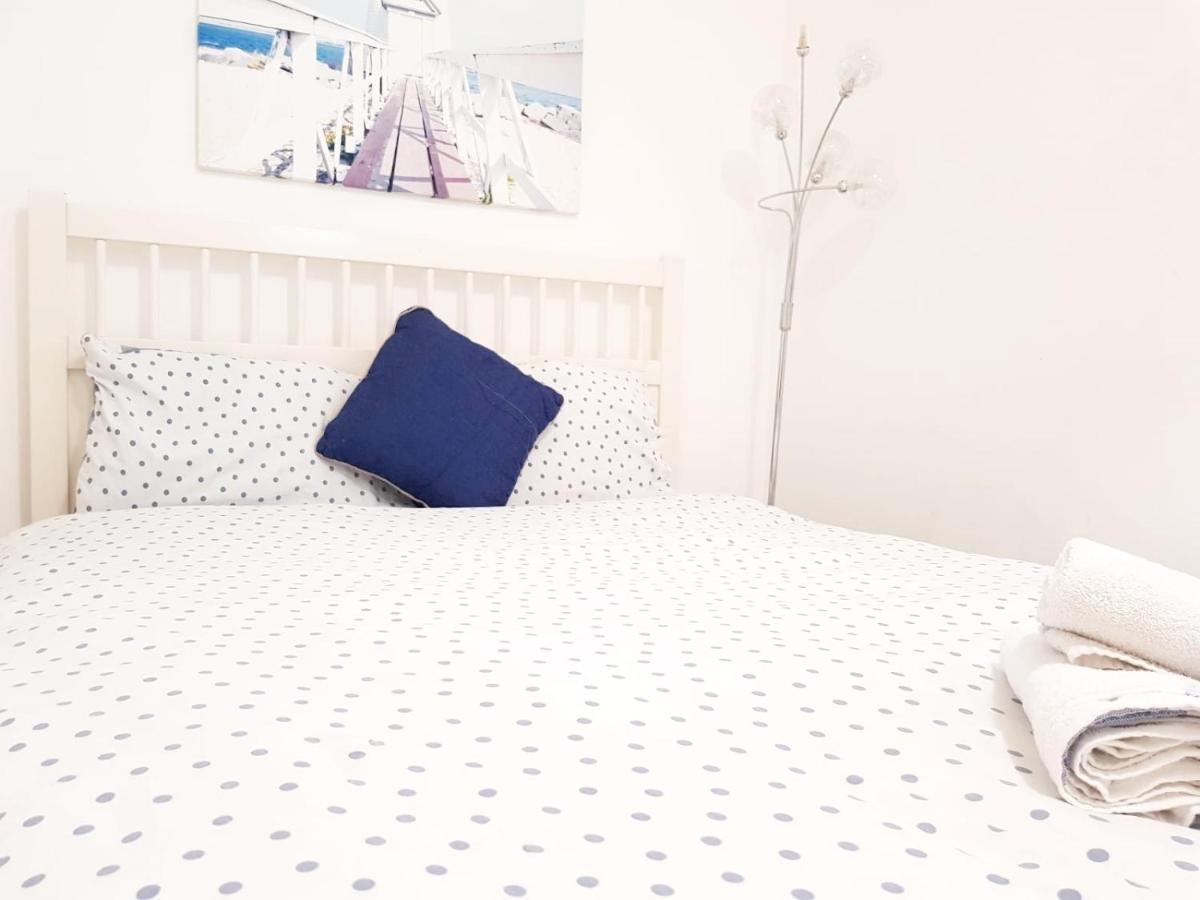 Commercial City Rooms Лондон Екстер'єр фото